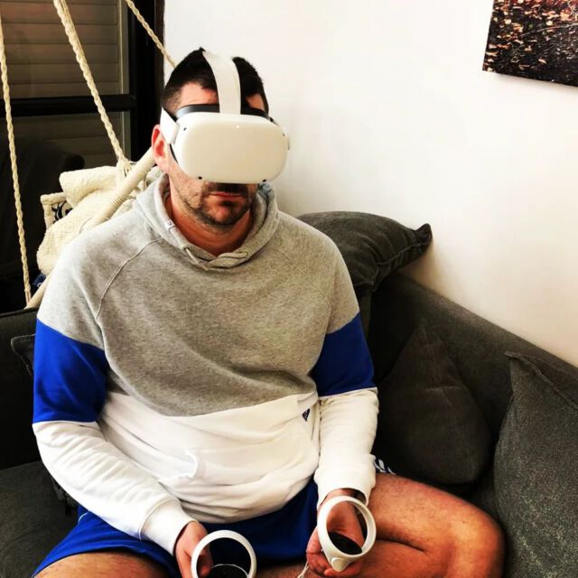 אחת לעשור אם לא יותר מישהו מגיע להזיז את הגבינה שלנו.

בחצי השנה האחרונה חקרתי את עולם המטווארס והnft ברמה הכי יסודית שיש.
רכשתי את משקפי ה vr של פייסבוק קראתי וקראתי.

בקרוב אפרסם תאריכים לסדנה מיוחדת בה אעניק לכם את הידע ההתחלתי לשימוש בעולמות המטא.

זה לא עוד משחק ילדים
זאת לא אפליקציה זמנית.
זה הדור הבא של האינטרנט!

המקום החדש שכולכם תהיו בו תוך  כמה שנים.
כל הפרטים בקרוב!
#metaverse  #avisantonewmedia  #מטווארס